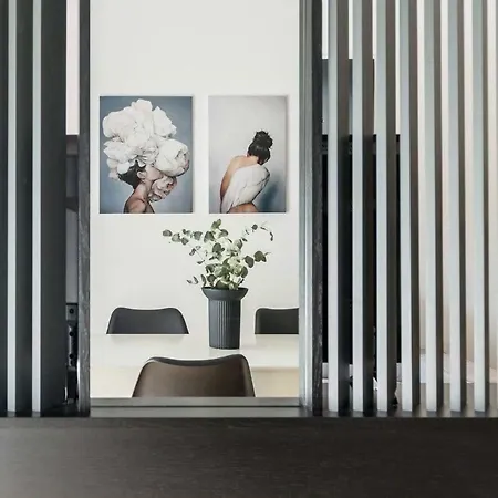 C&p Minimal Apartment