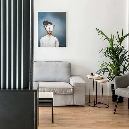 C&p Minimal Apartment